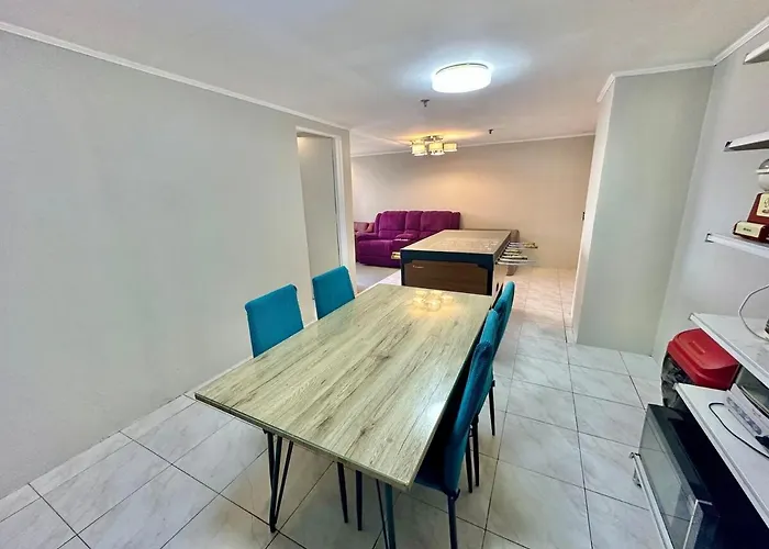 Apartment Letstay D302 1-bedroom 69-sqm Manila